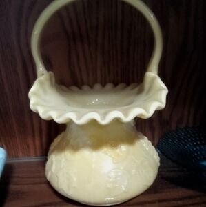 Cream and Yellow Bath Bar with Decorative Ruffled Edge